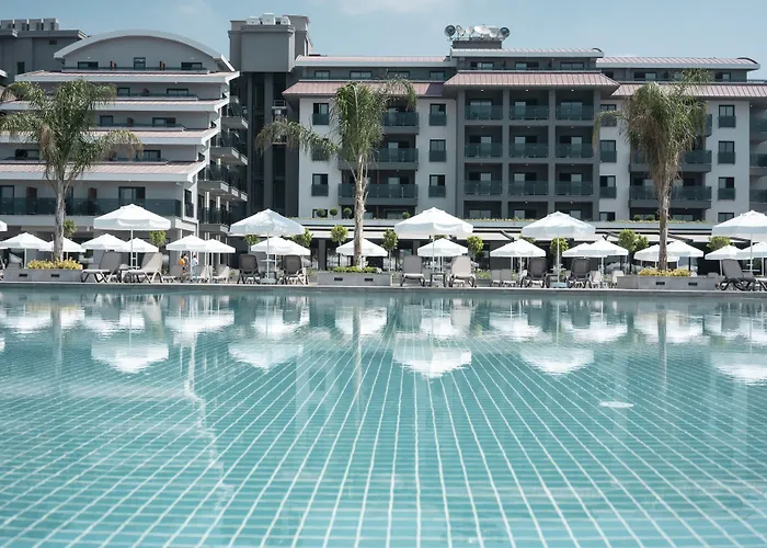 Green Garden Resort & Spa